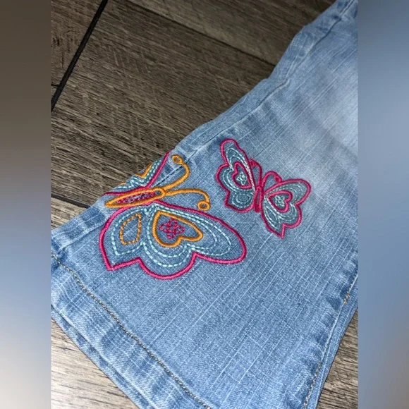 Baby GAP Stretch Butterfly Embroidery Jeans Size 12-18M - Picture 2 of 4